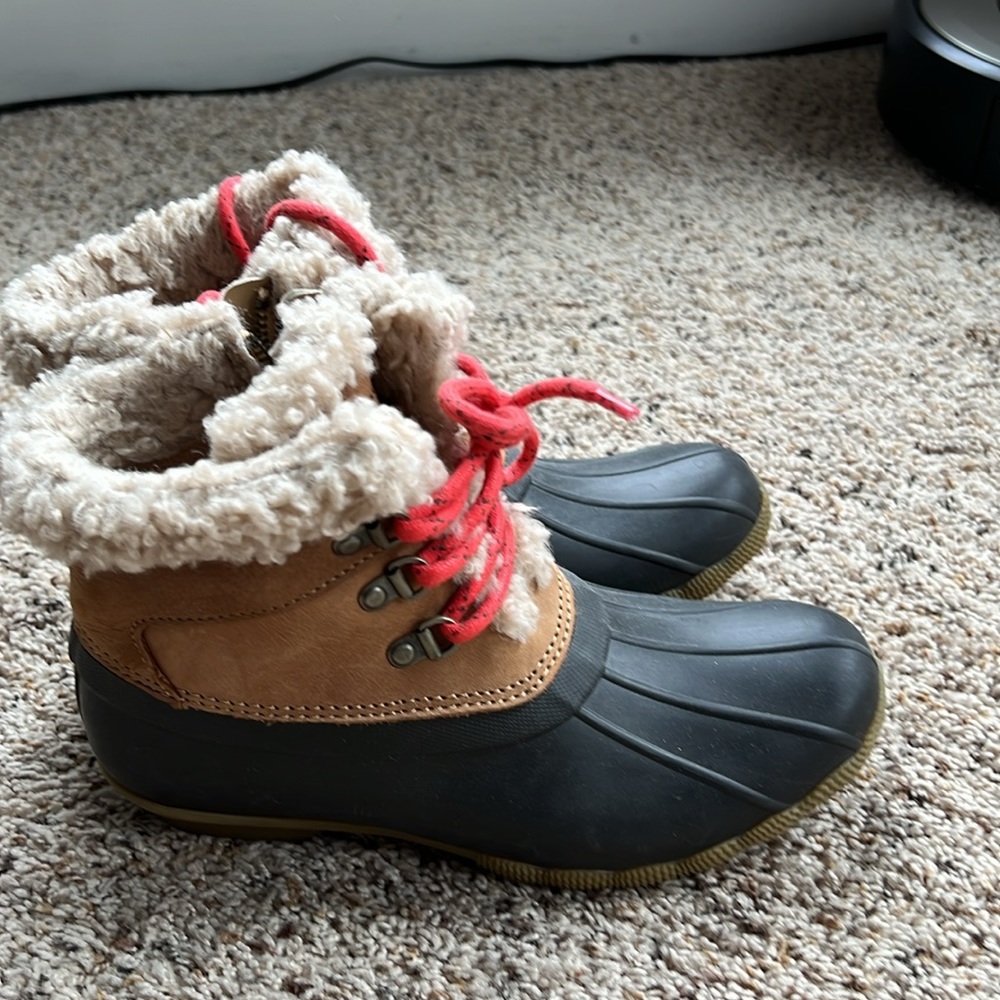 Sperry boots